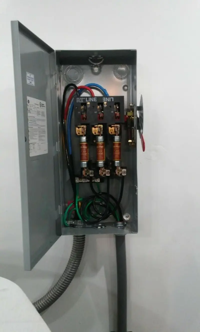 Three-phase disconnect switch installed for Electrical Wiring & Rewiring in Country Club Estates